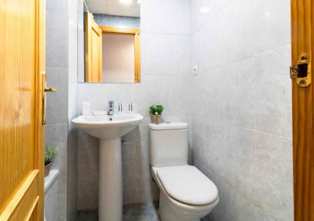 Picasso - Art District Experience Apartment Малага Екстериор снимка